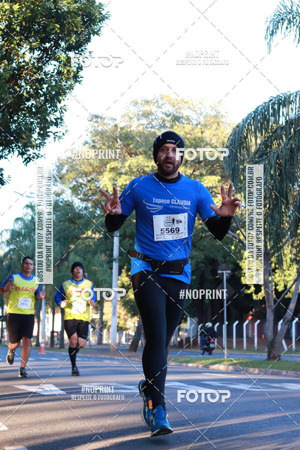 Buy your photos of the event14 Corrida Seven RioPreto Shopping Center on Fotop