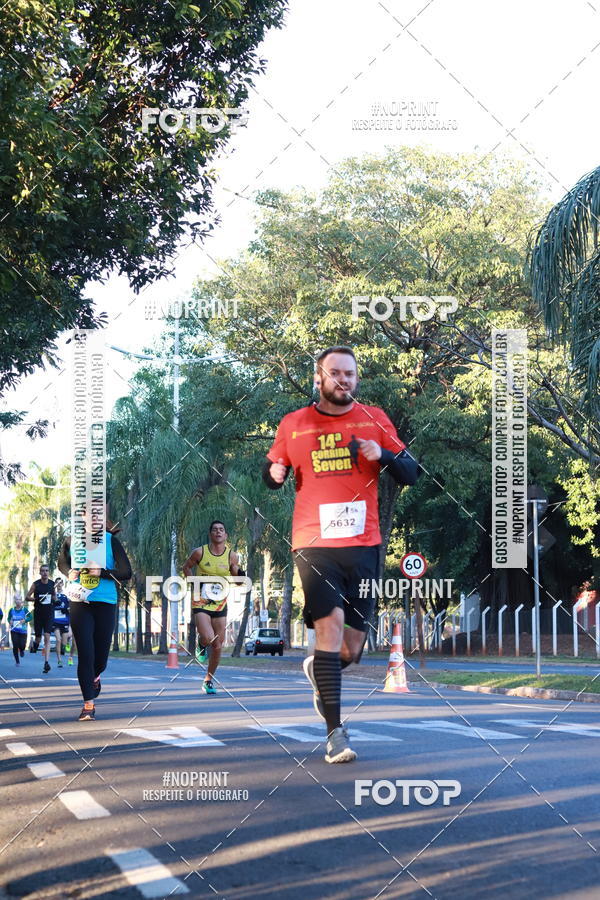 Buy your photos of the event14 Corrida Seven RioPreto Shopping Center on Fotop