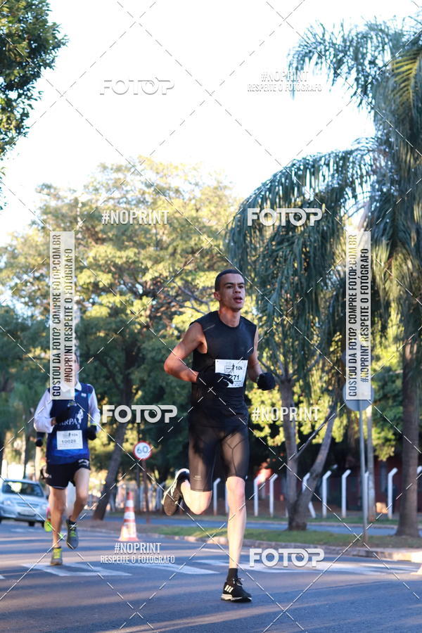 Buy your photos of the event14 Corrida Seven RioPreto Shopping Center on Fotop