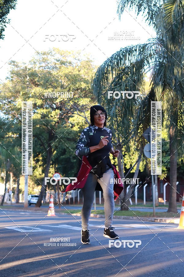 Buy your photos of the event14 Corrida Seven RioPreto Shopping Center on Fotop