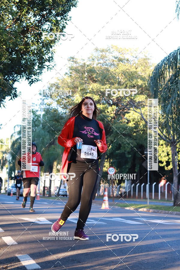 Buy your photos of the event14 Corrida Seven RioPreto Shopping Center on Fotop