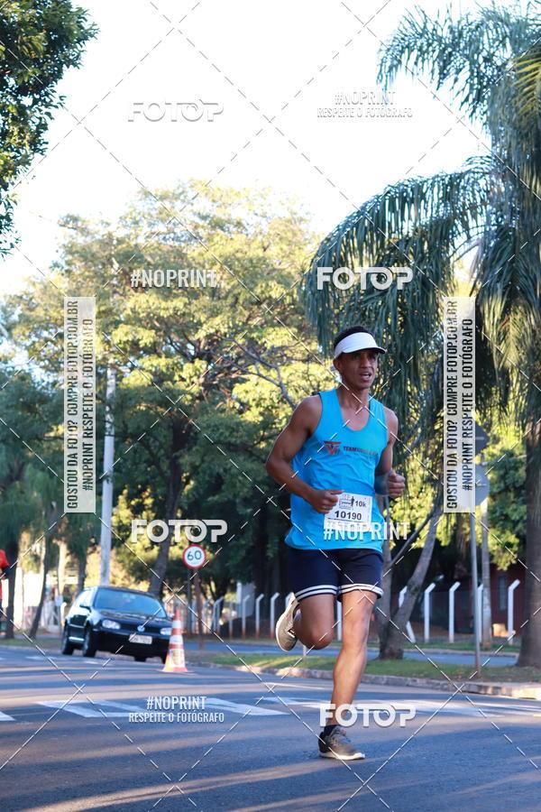 Buy your photos of the event14 Corrida Seven RioPreto Shopping Center on Fotop