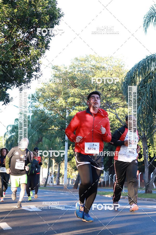 Buy your photos of the event14 Corrida Seven RioPreto Shopping Center on Fotop