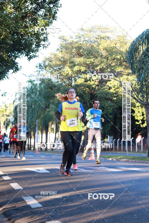 Buy your photos of the event14 Corrida Seven RioPreto Shopping Center on Fotop
