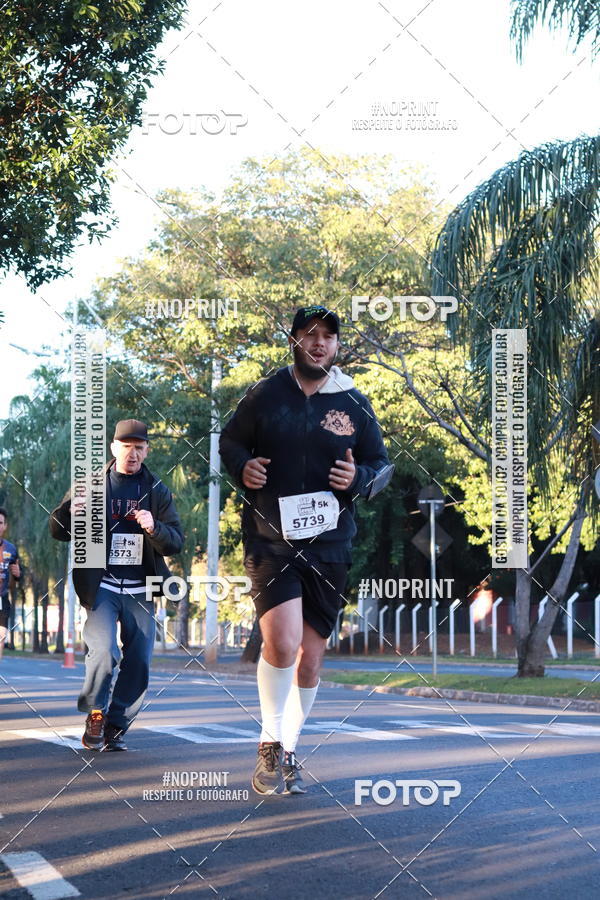 Buy your photos of the event14 Corrida Seven RioPreto Shopping Center on Fotop