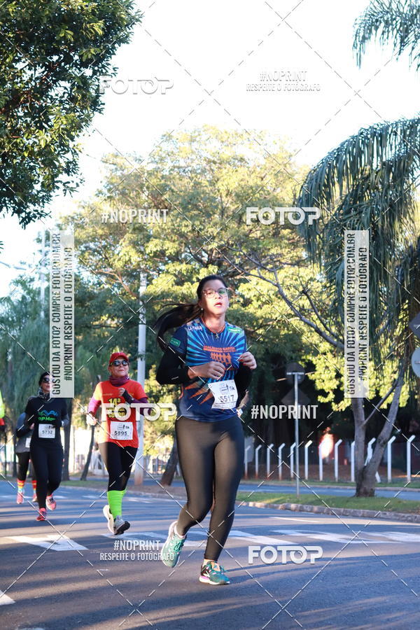 Buy your photos of the event14 Corrida Seven RioPreto Shopping Center on Fotop