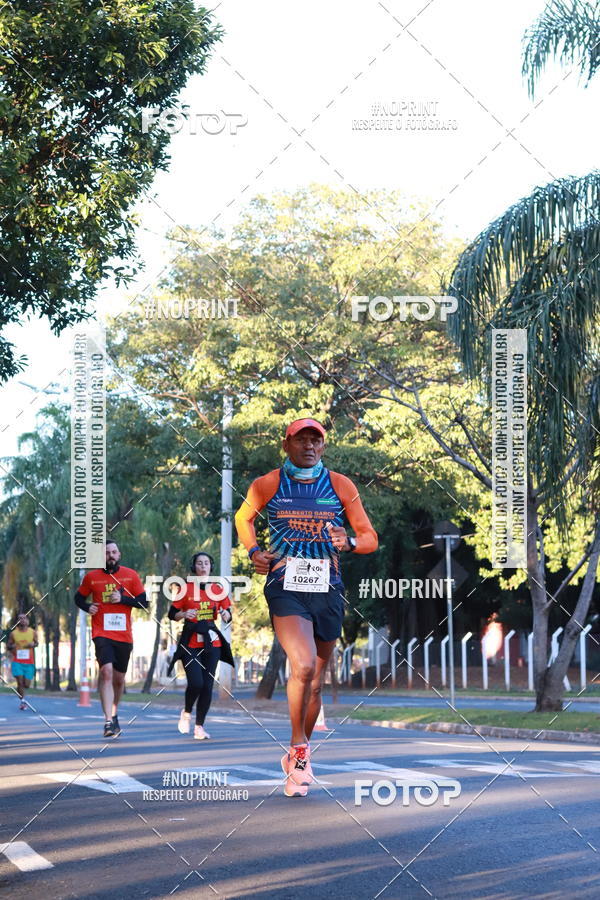 Buy your photos of the event14 Corrida Seven RioPreto Shopping Center on Fotop