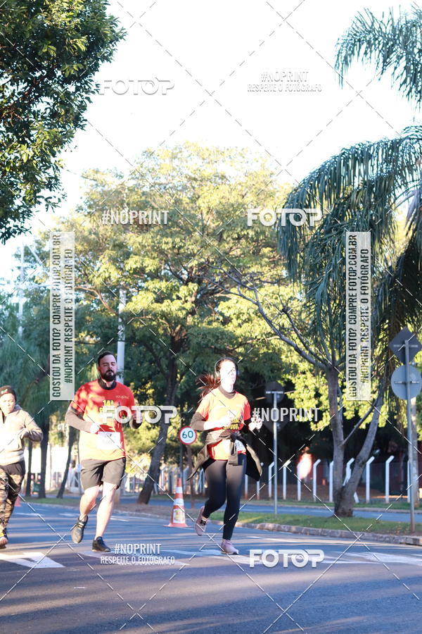 Buy your photos of the event14 Corrida Seven RioPreto Shopping Center on Fotop