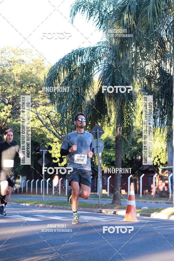 Buy your photos of the event14 Corrida Seven RioPreto Shopping Center on Fotop