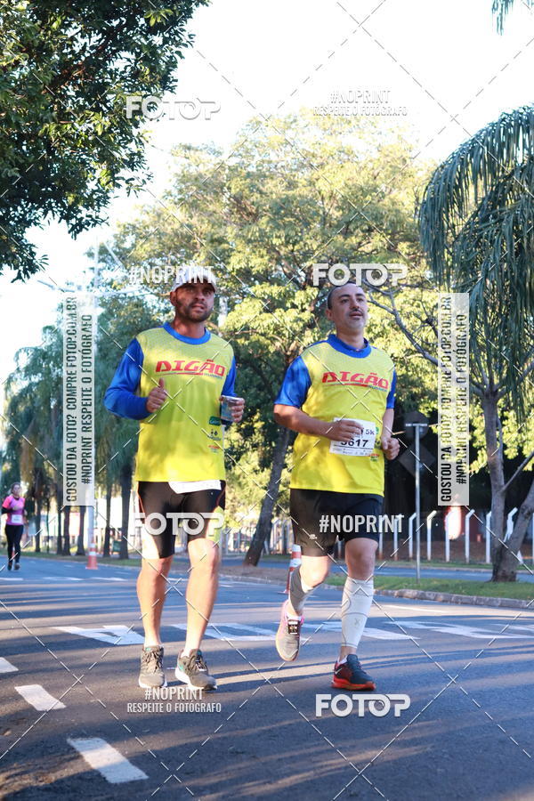 Buy your photos of the event14 Corrida Seven RioPreto Shopping Center on Fotop