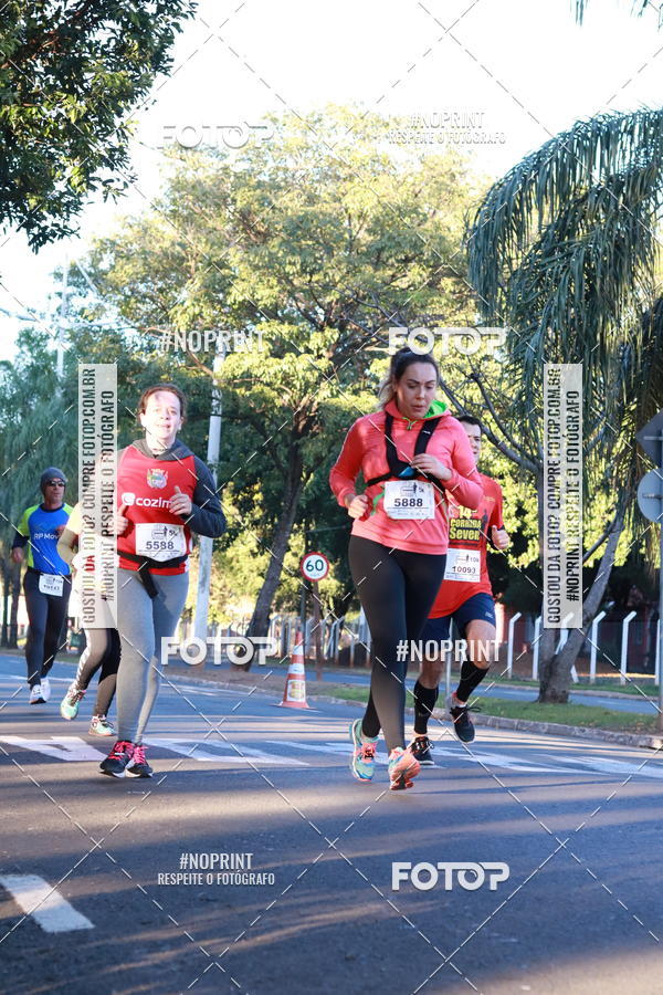 Buy your photos of the event14 Corrida Seven RioPreto Shopping Center on Fotop