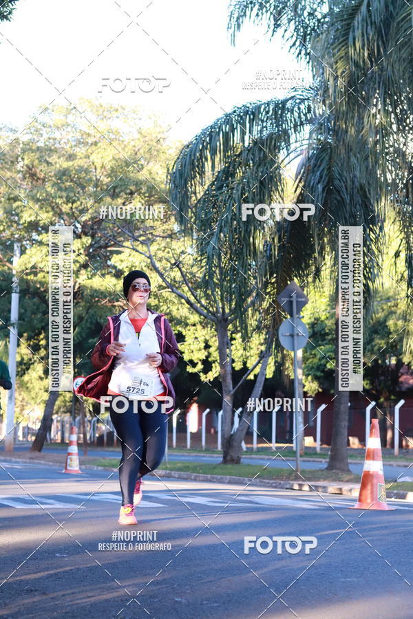 Buy your photos of the event14 Corrida Seven RioPreto Shopping Center on Fotop