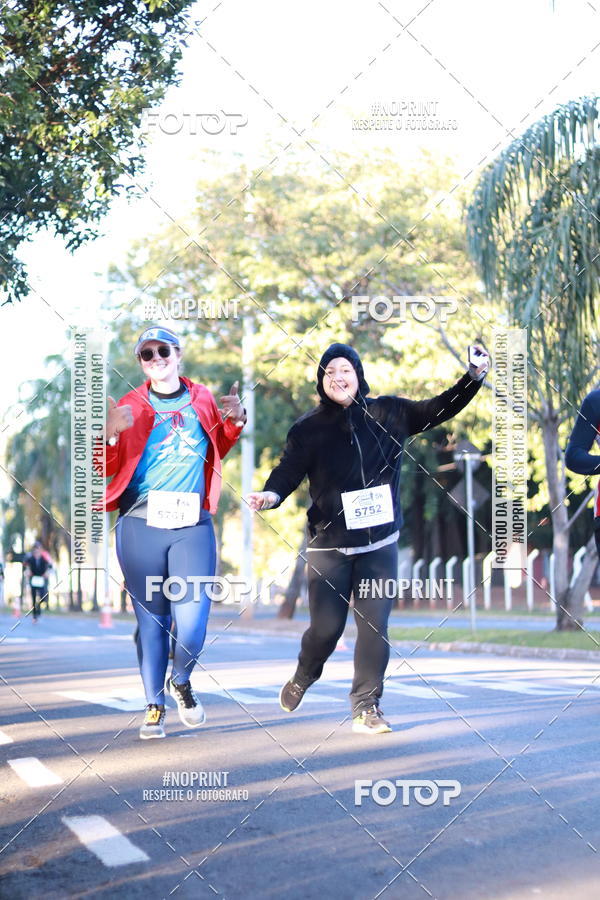 Buy your photos of the event14 Corrida Seven RioPreto Shopping Center on Fotop