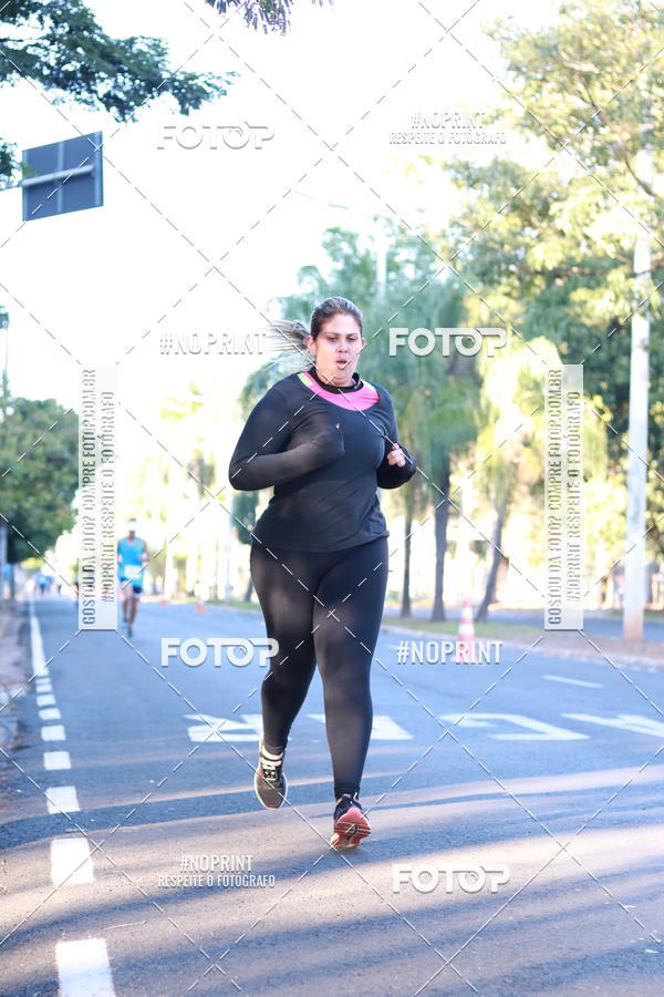Buy your photos of the event14 Corrida Seven RioPreto Shopping Center on Fotop