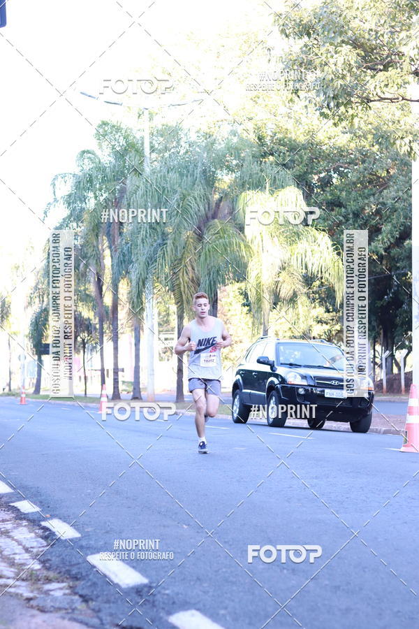 Buy your photos of the event14 Corrida Seven RioPreto Shopping Center on Fotop