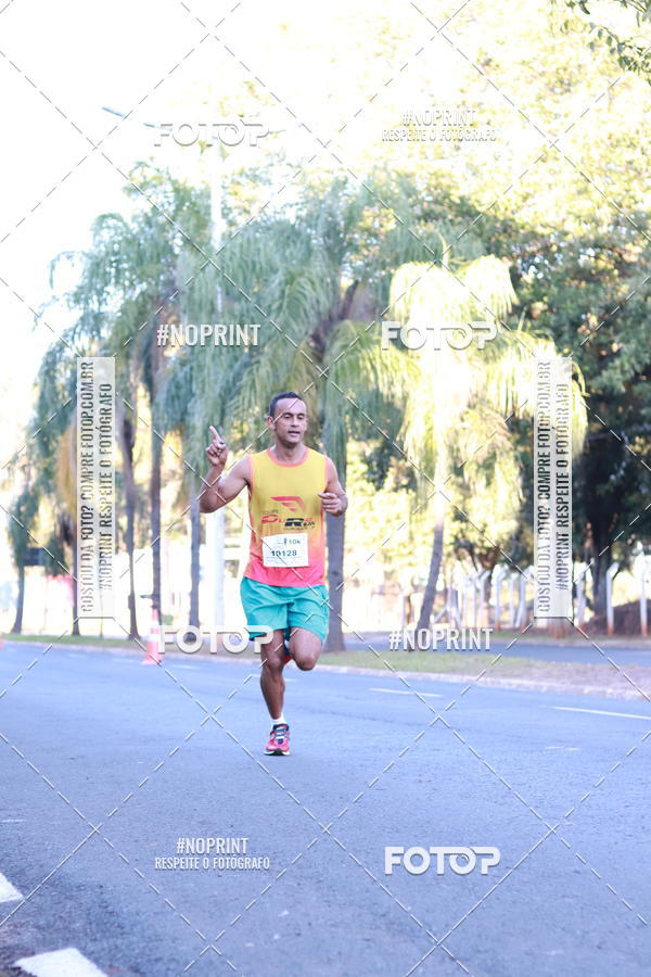 Buy your photos of the event14 Corrida Seven RioPreto Shopping Center on Fotop