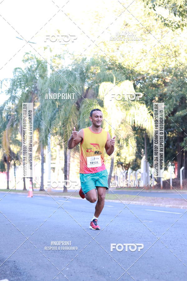 Buy your photos of the event14 Corrida Seven RioPreto Shopping Center on Fotop