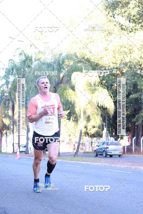 Buy your photos of the event14 Corrida Seven RioPreto Shopping Center on Fotop