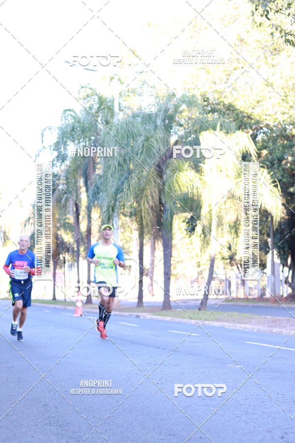 Buy your photos of the event14 Corrida Seven RioPreto Shopping Center on Fotop
