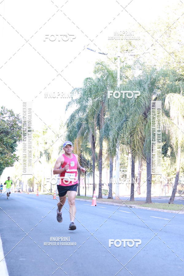 Buy your photos of the event14 Corrida Seven RioPreto Shopping Center on Fotop