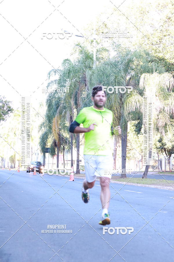 Buy your photos of the event14 Corrida Seven RioPreto Shopping Center on Fotop