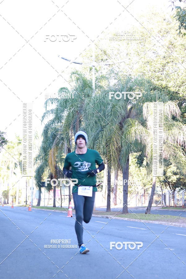 Buy your photos of the event14 Corrida Seven RioPreto Shopping Center on Fotop
