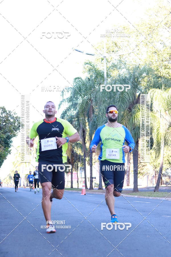 Buy your photos of the event14 Corrida Seven RioPreto Shopping Center on Fotop