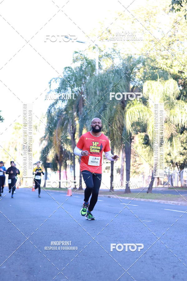 Buy your photos of the event14 Corrida Seven RioPreto Shopping Center on Fotop