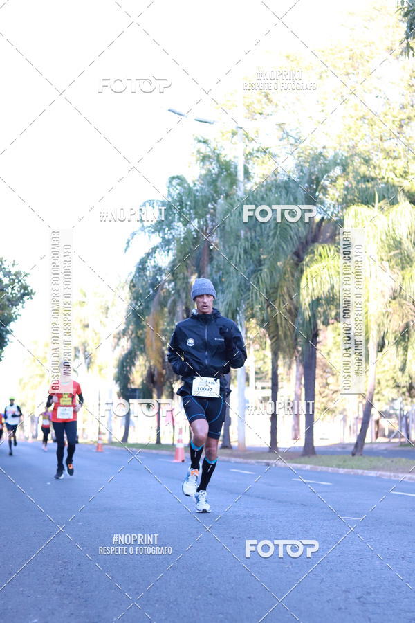 Buy your photos of the event14 Corrida Seven RioPreto Shopping Center on Fotop