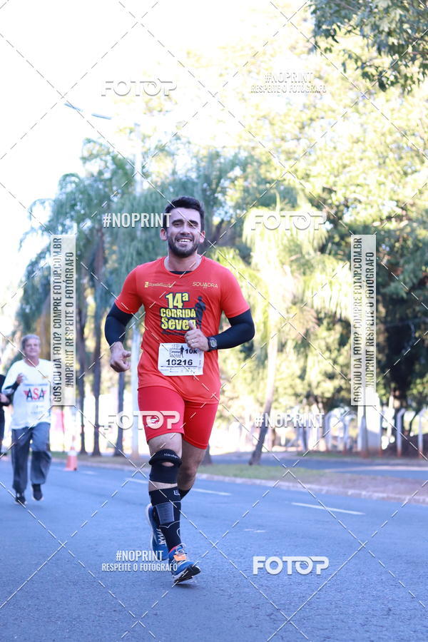 Buy your photos of the event14 Corrida Seven RioPreto Shopping Center on Fotop