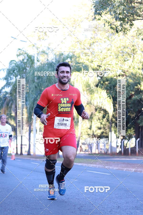 Buy your photos of the event14 Corrida Seven RioPreto Shopping Center on Fotop