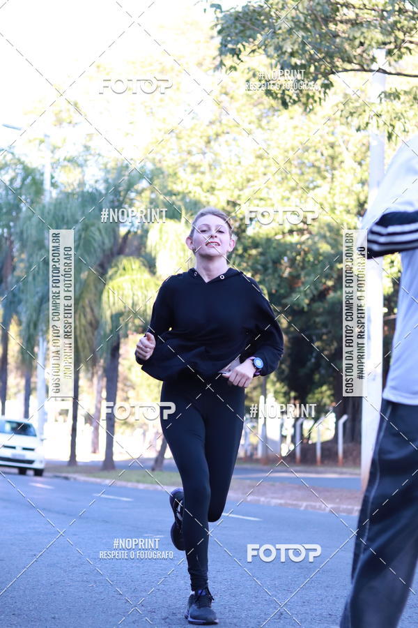 Buy your photos of the event14 Corrida Seven RioPreto Shopping Center on Fotop