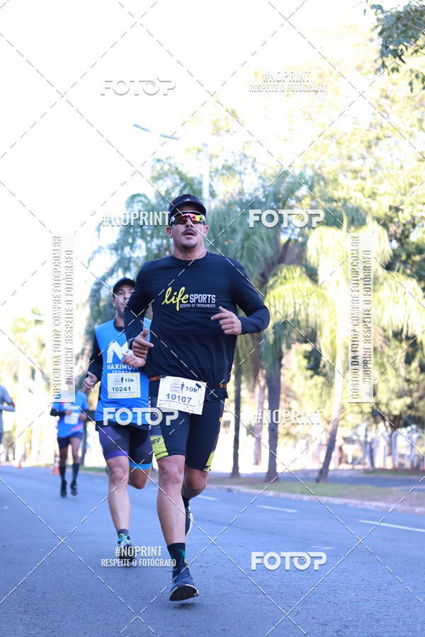 Buy your photos of the event14 Corrida Seven RioPreto Shopping Center on Fotop