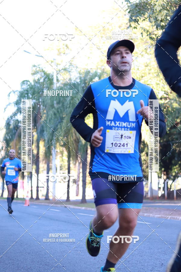 Buy your photos of the event14 Corrida Seven RioPreto Shopping Center on Fotop