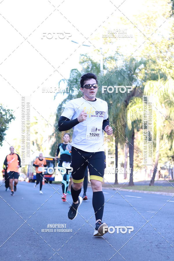 Buy your photos of the event14 Corrida Seven RioPreto Shopping Center on Fotop