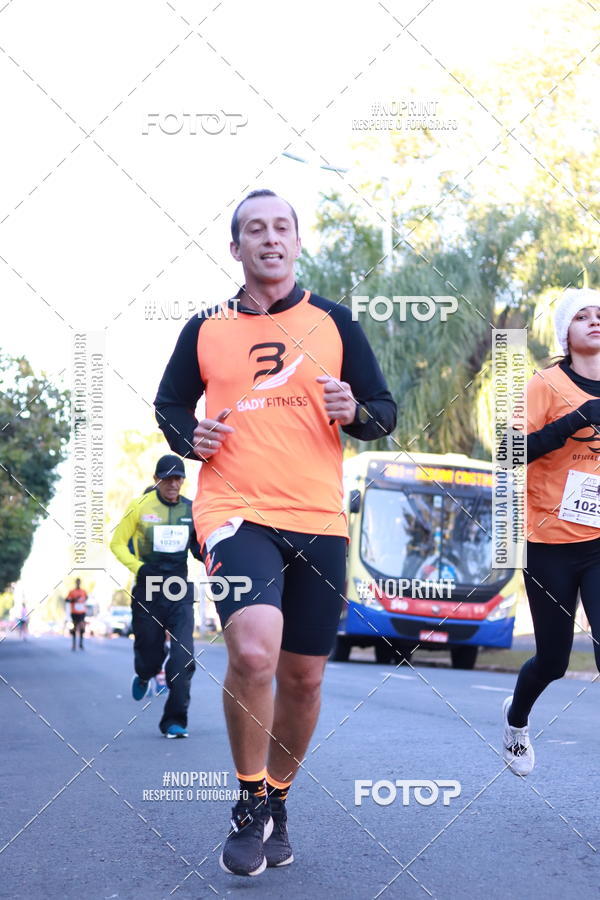 Buy your photos of the event14 Corrida Seven RioPreto Shopping Center on Fotop