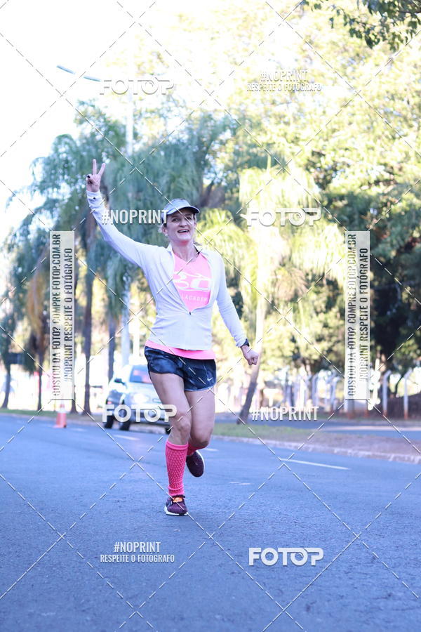 Buy your photos of the event14 Corrida Seven RioPreto Shopping Center on Fotop