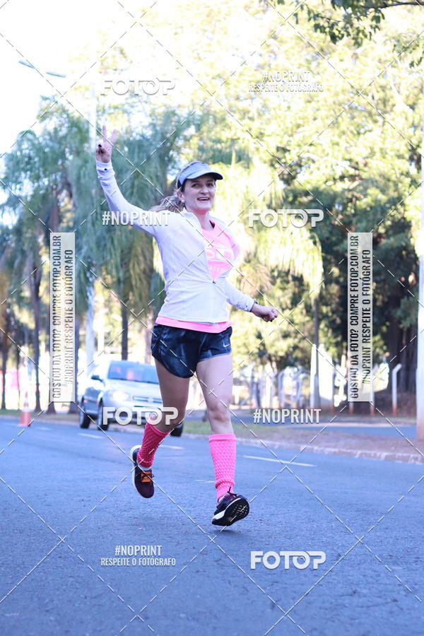 Buy your photos of the event14 Corrida Seven RioPreto Shopping Center on Fotop