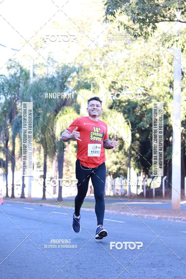 Buy your photos of the event14 Corrida Seven RioPreto Shopping Center on Fotop