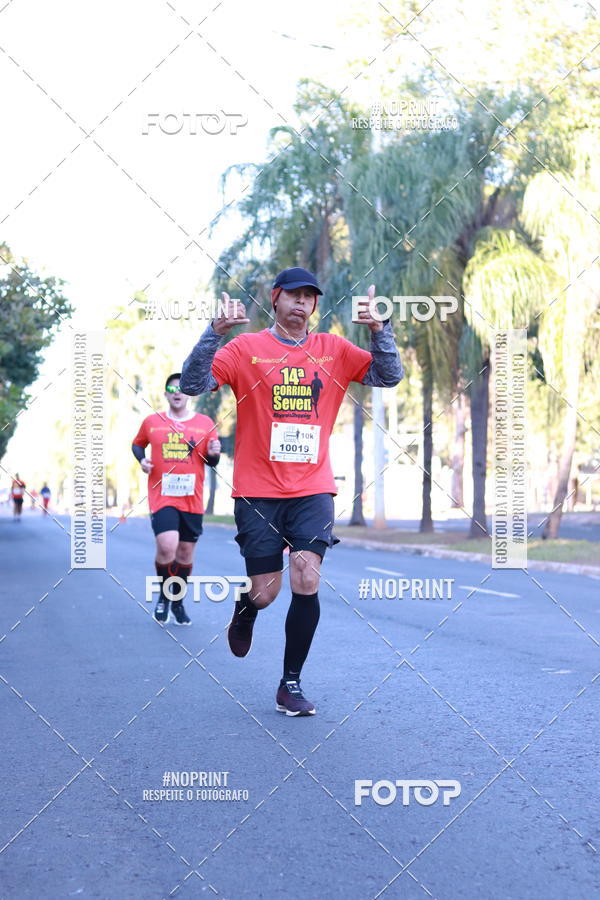 Buy your photos of the event14 Corrida Seven RioPreto Shopping Center on Fotop