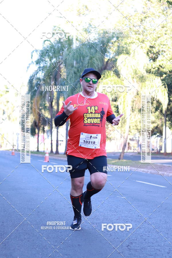 Buy your photos of the event14 Corrida Seven RioPreto Shopping Center on Fotop