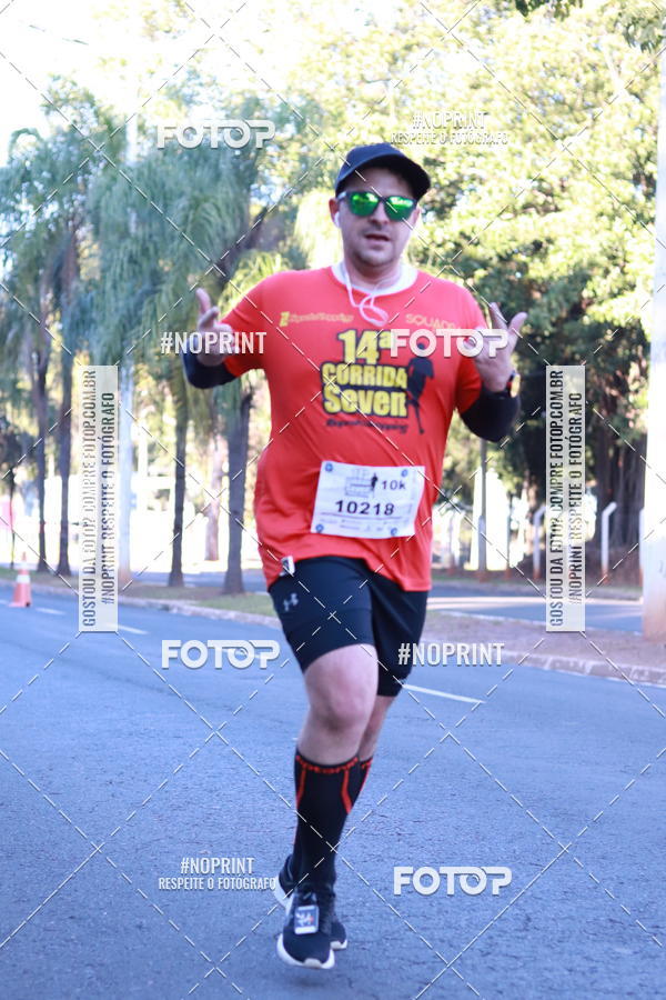 Buy your photos of the event14 Corrida Seven RioPreto Shopping Center on Fotop
