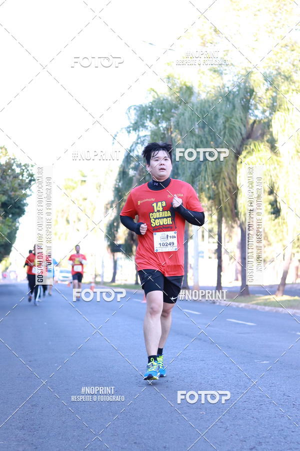 Buy your photos of the event14 Corrida Seven RioPreto Shopping Center on Fotop