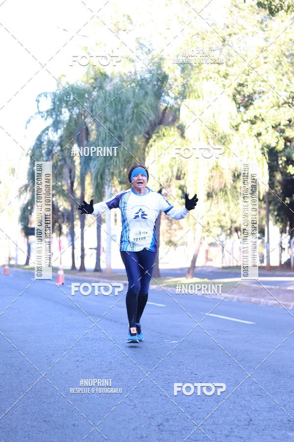 Buy your photos of the event14 Corrida Seven RioPreto Shopping Center on Fotop