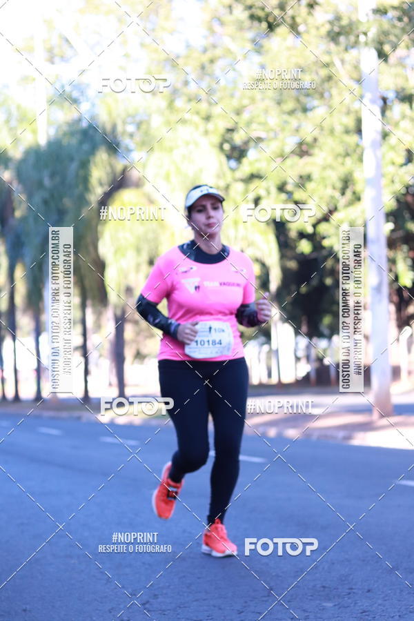 Buy your photos of the event14 Corrida Seven RioPreto Shopping Center on Fotop