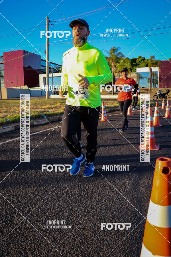 Buy your photos of the event14 Corrida Seven RioPreto Shopping Center on Fotop