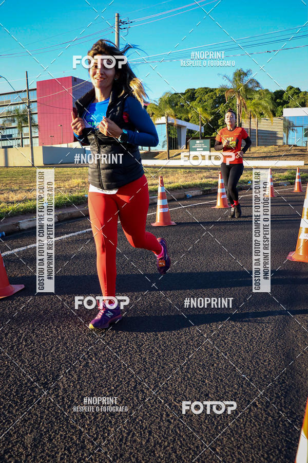 Buy your photos of the event14 Corrida Seven RioPreto Shopping Center on Fotop