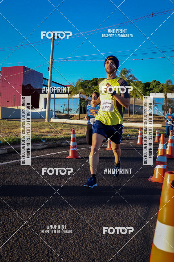 Buy your photos of the event14 Corrida Seven RioPreto Shopping Center on Fotop