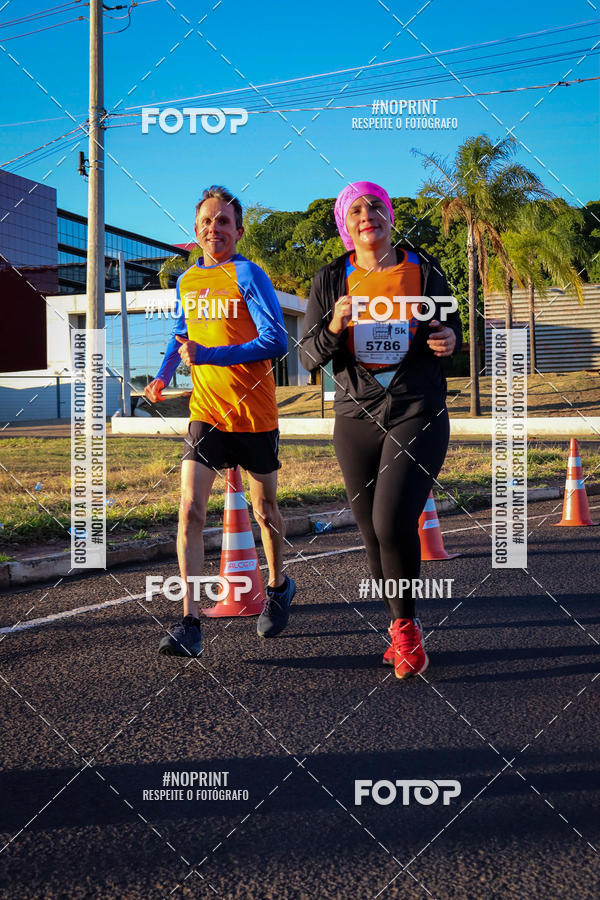 Buy your photos of the event14 Corrida Seven RioPreto Shopping Center on Fotop