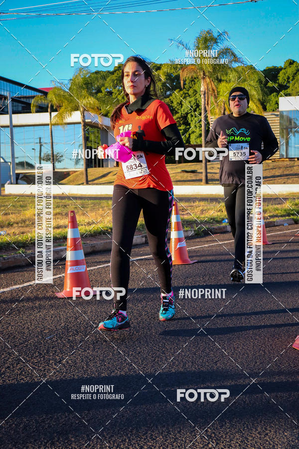Buy your photos of the event14 Corrida Seven RioPreto Shopping Center on Fotop